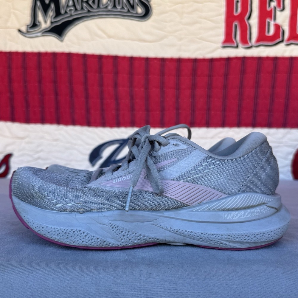 Size 5.5EE - Brooks Women Adrenaline GTS 24 1204262E019 Gray Running Shoes